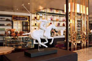 gatsby-themed-restaurant art-deco-inspired-restaurants