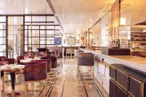 gold-themed restaurants-fancy dine-in-restaurants